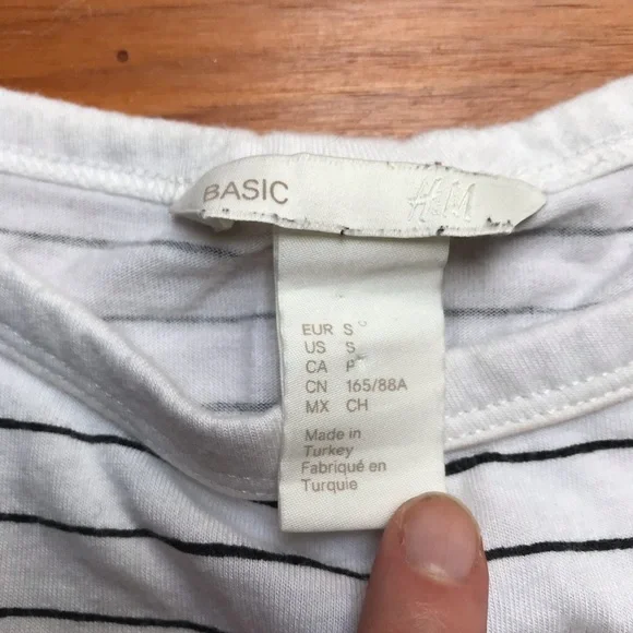 Nike and H&M Black and White Crop Top Bundle, EUC, S - Picture 3 of 15